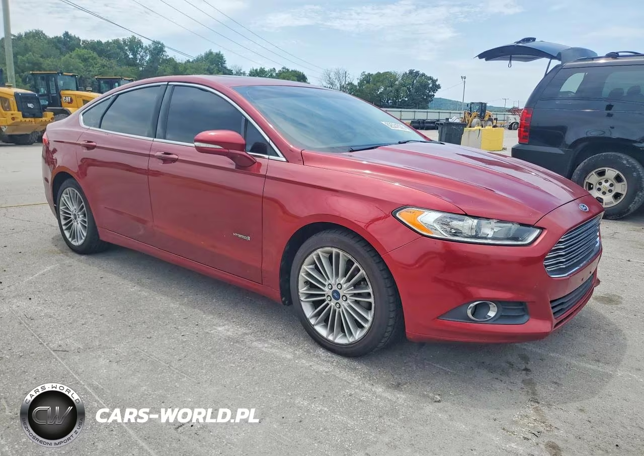 2013 Ford Fusion Se Hybrid VIN:3FA6P0LUXDR232976 - 4