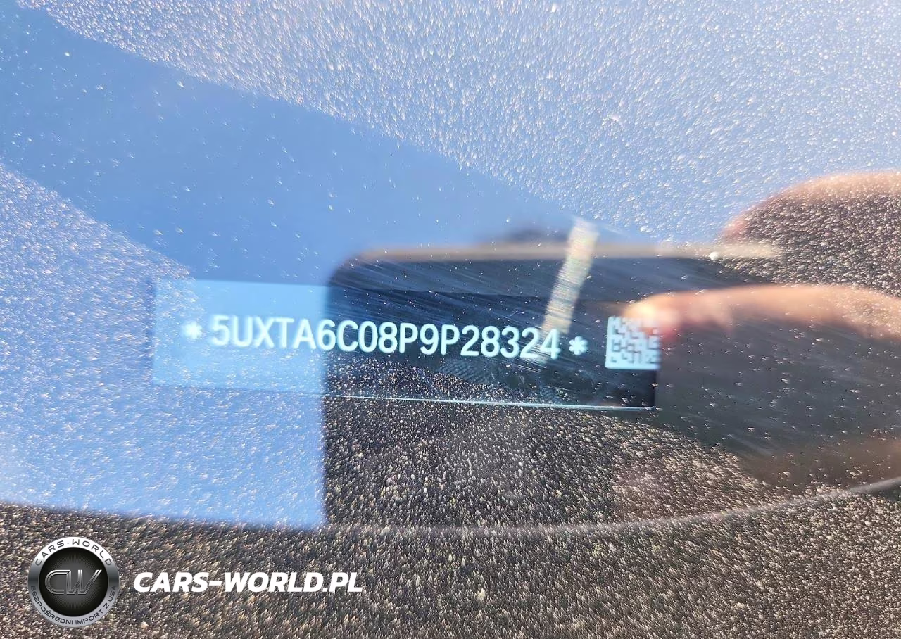 2023 BMW X5 xDrive45E VIN:5UXTA6C08P9P28324 - 13