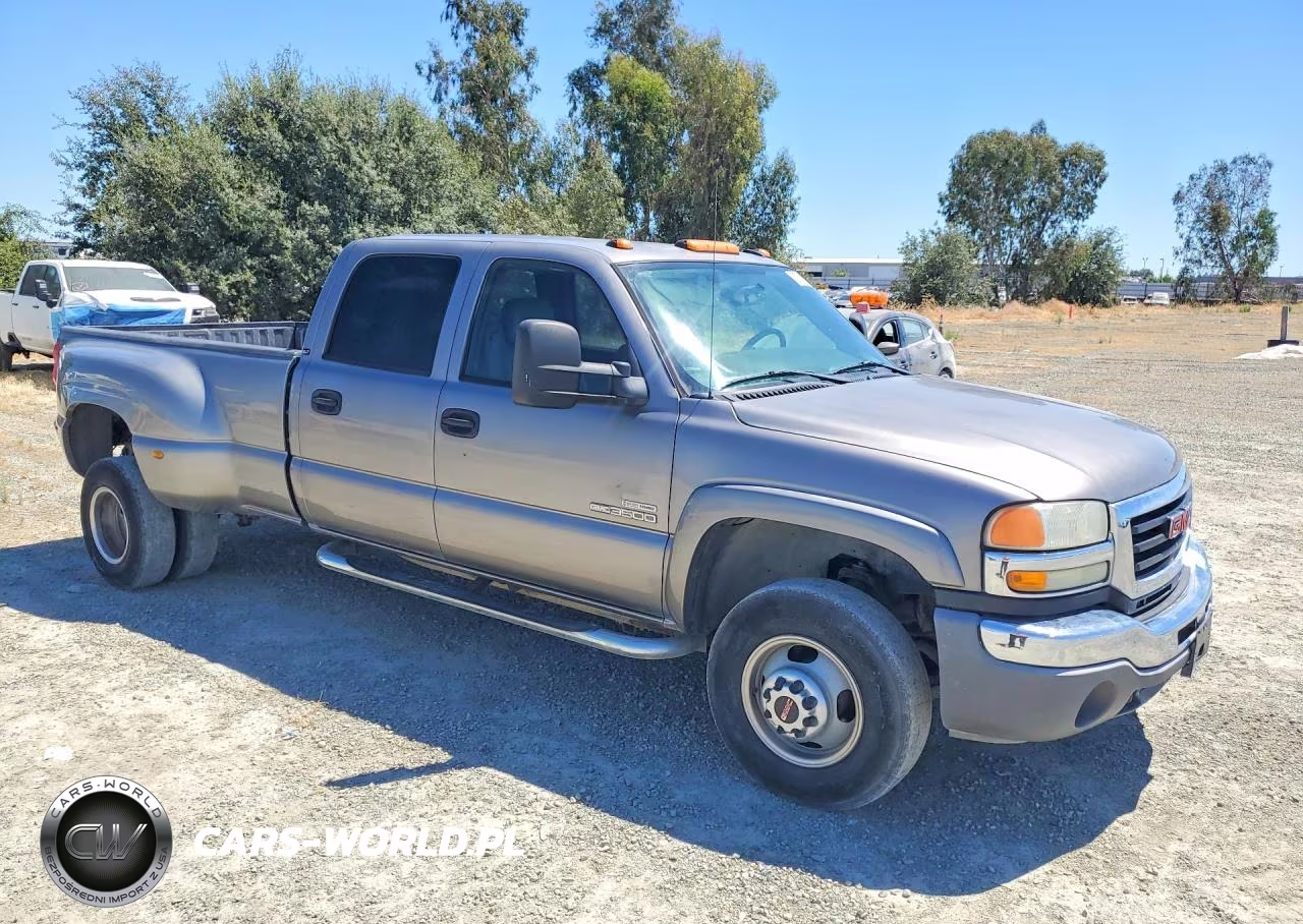 2007 GMC New Sierra K3500 VIN:1GTJK33D27F152092 - 4