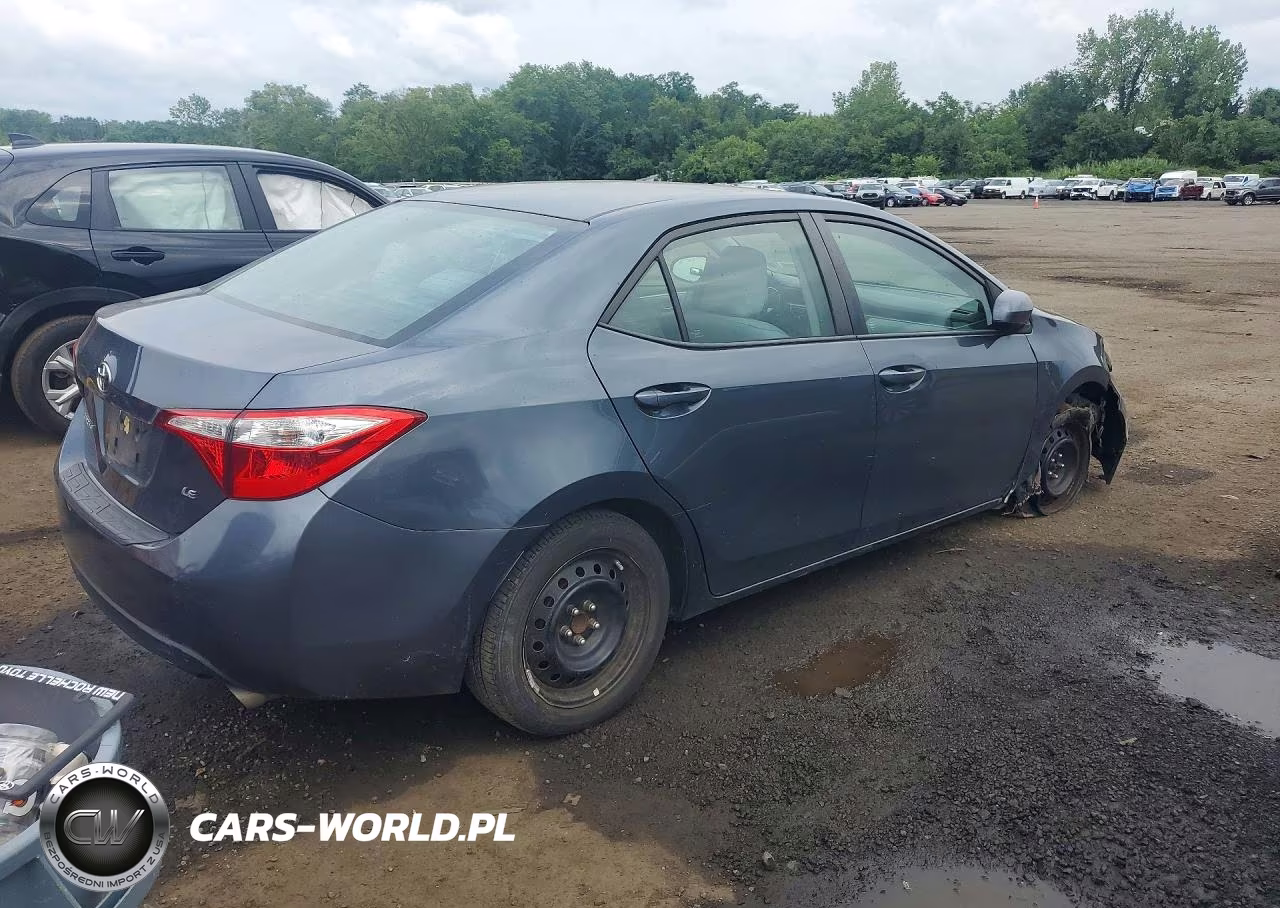 2016 Toyota Corolla Le VIN:2T1BURHE7GC743210 - 3