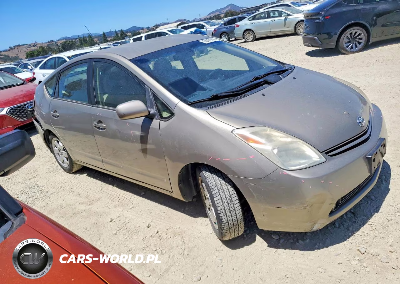 2004 Toyota Prius Base VIN:JTDKB20U040030252 - 4