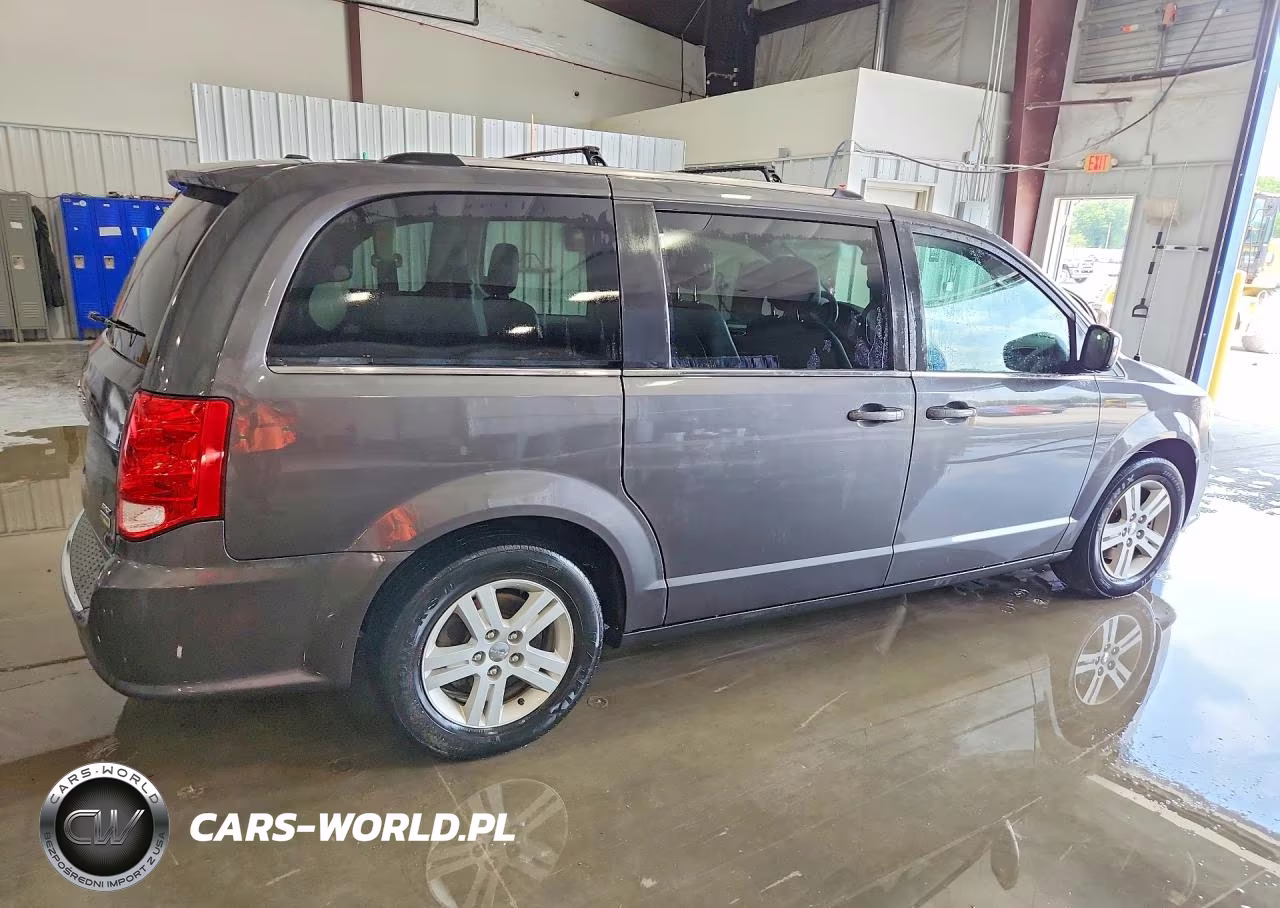 2019 Dodge Grand Caravan Sxt VIN:2C4RDGCG1KR770780 - 3