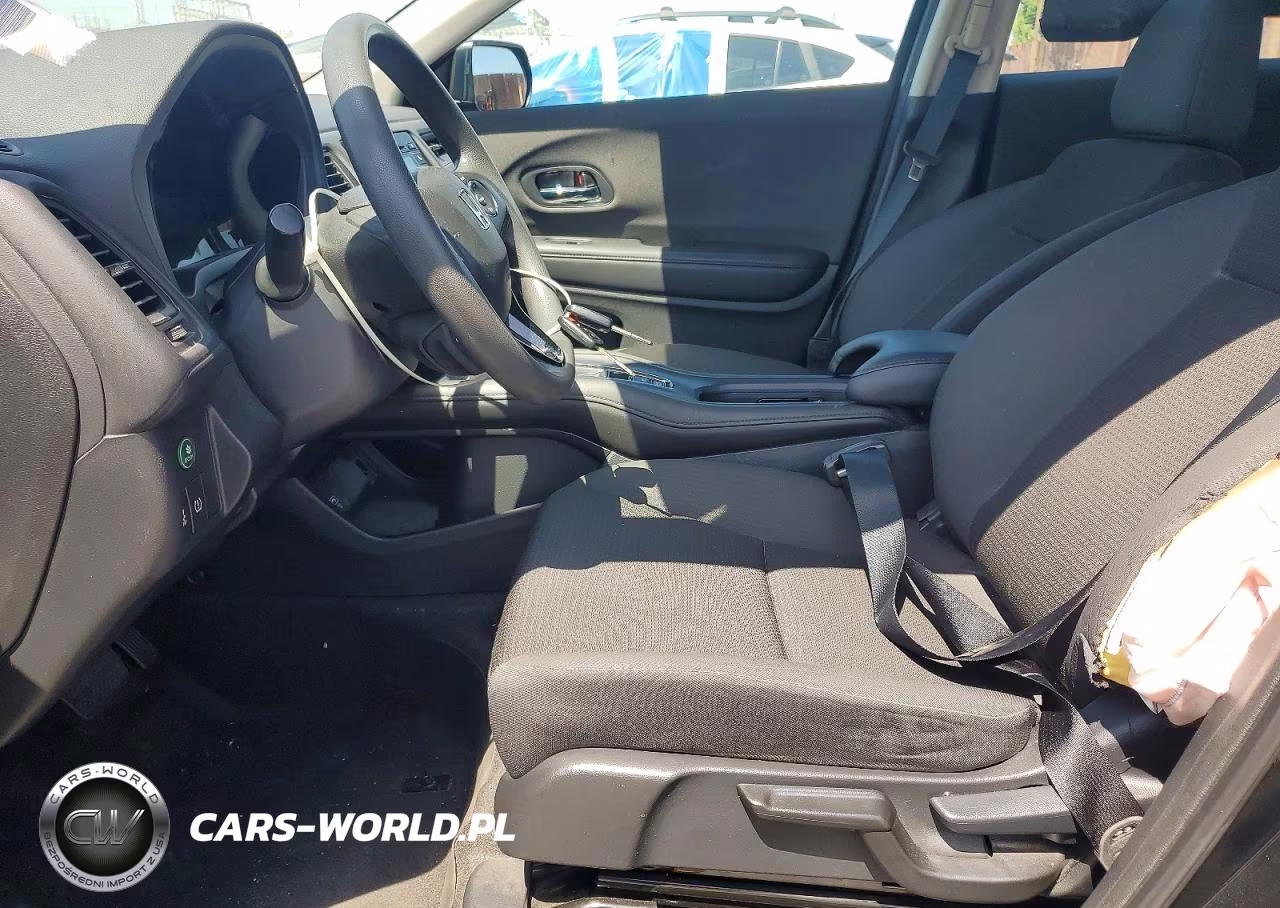 2020 Honda Hr-V Lx VIN:3CZRU5H30LG700151 - 7