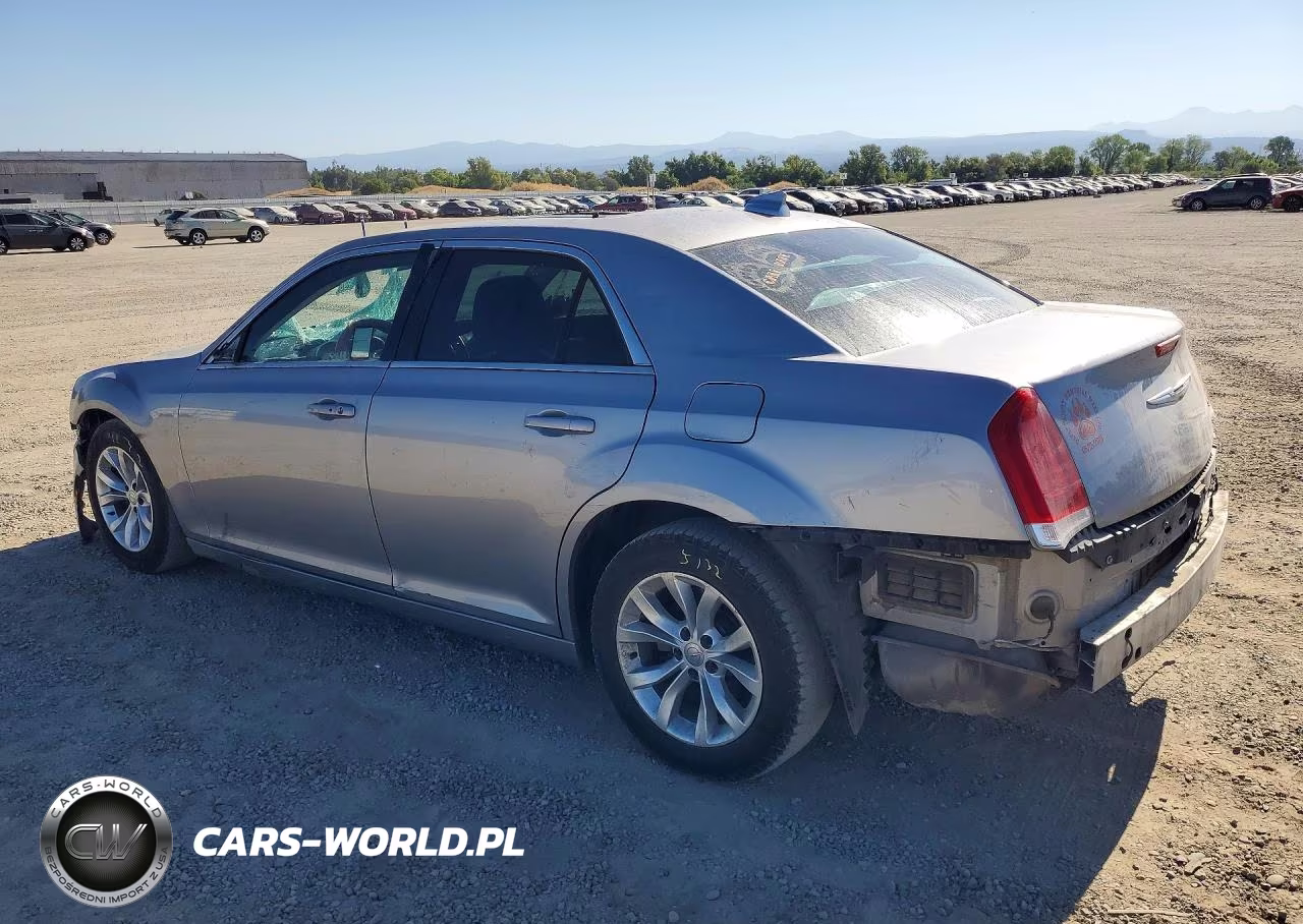 2016 Chrysler 300 Limited VIN:2C3CCAAG8GH211818 - 2