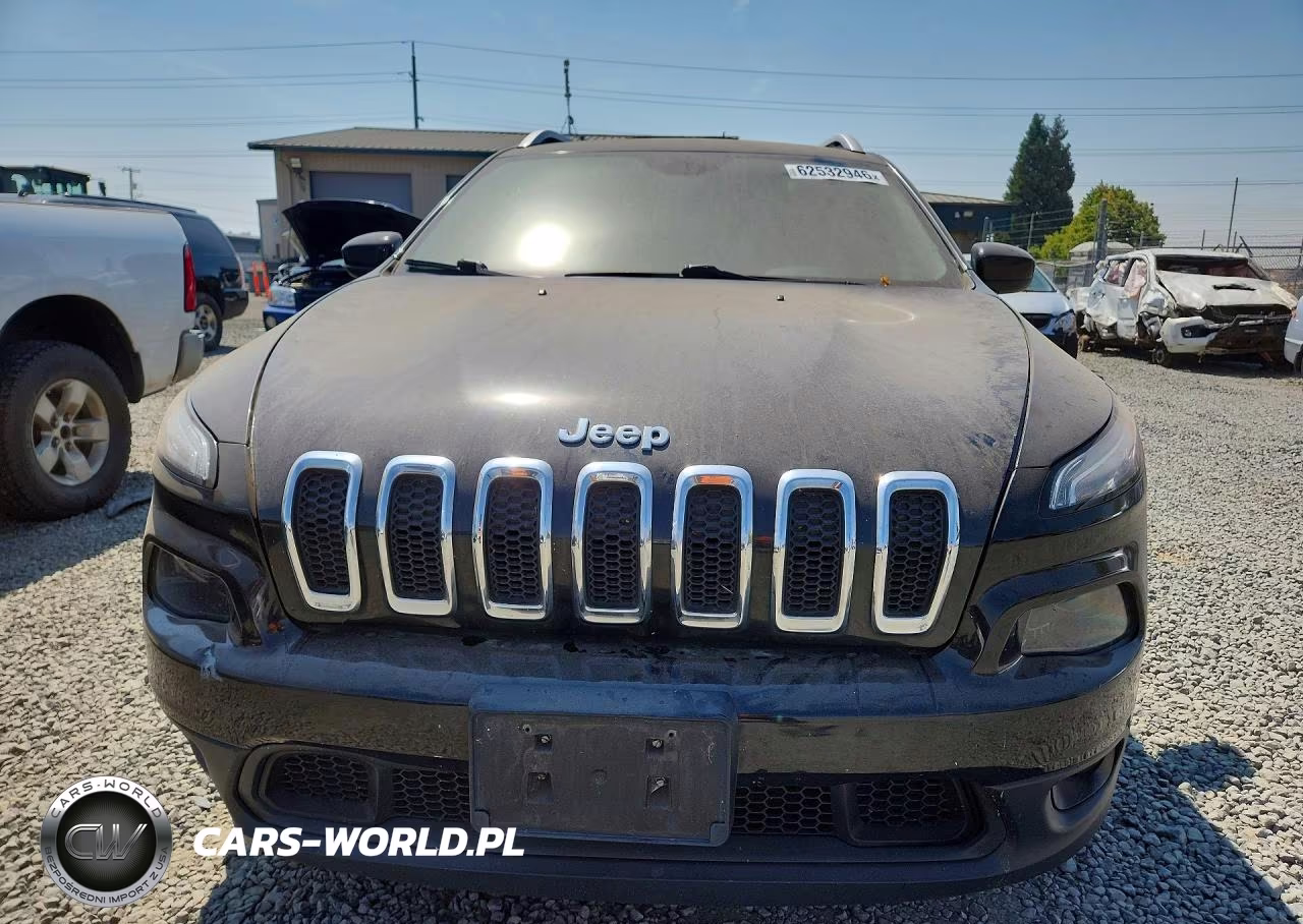 2015 Jeep Cherokee Latitude VIN:1C4PJLCB5FW506343 - 5