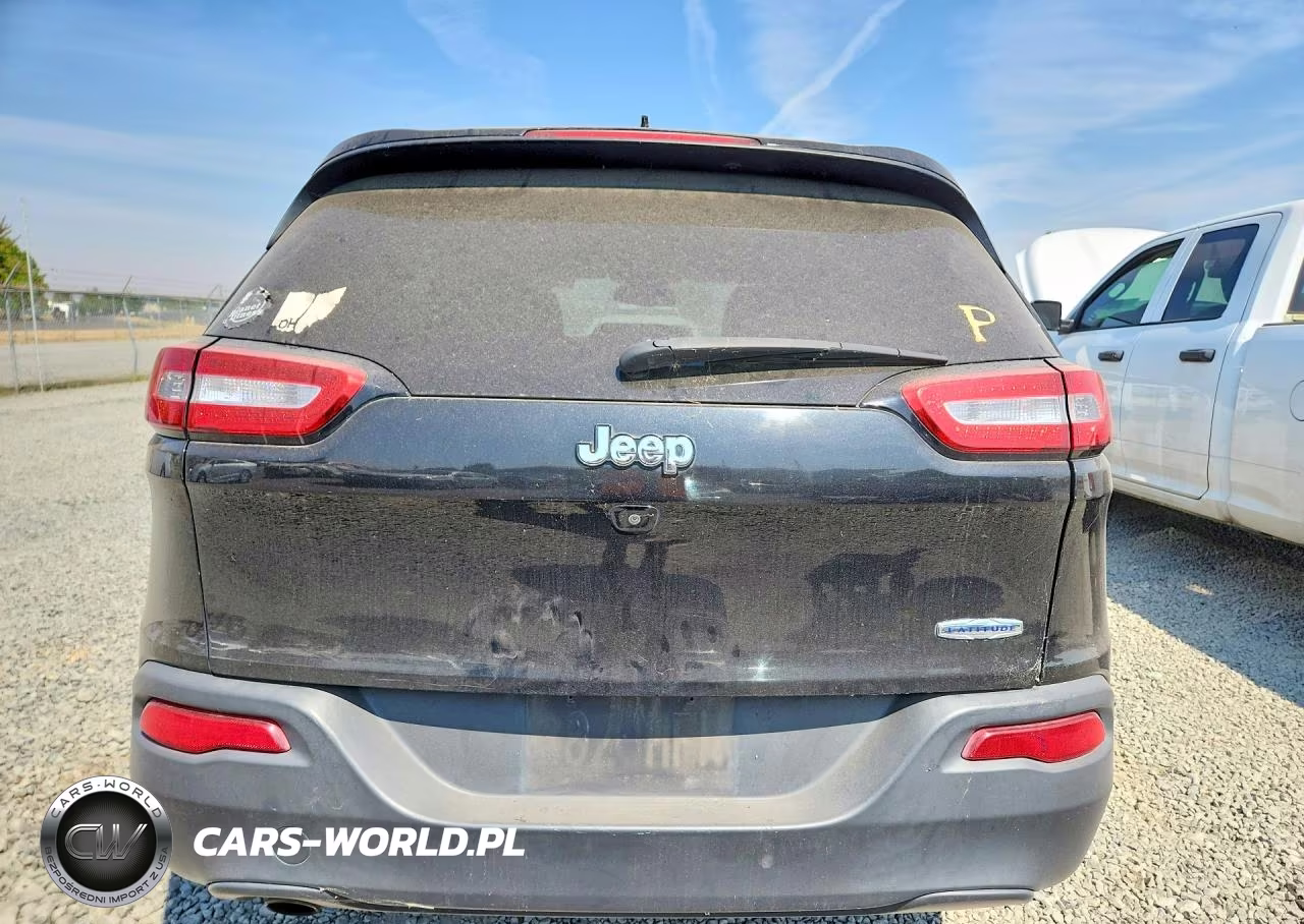 2015 Jeep Cherokee Latitude VIN:1C4PJLCB5FW506343 - 6
