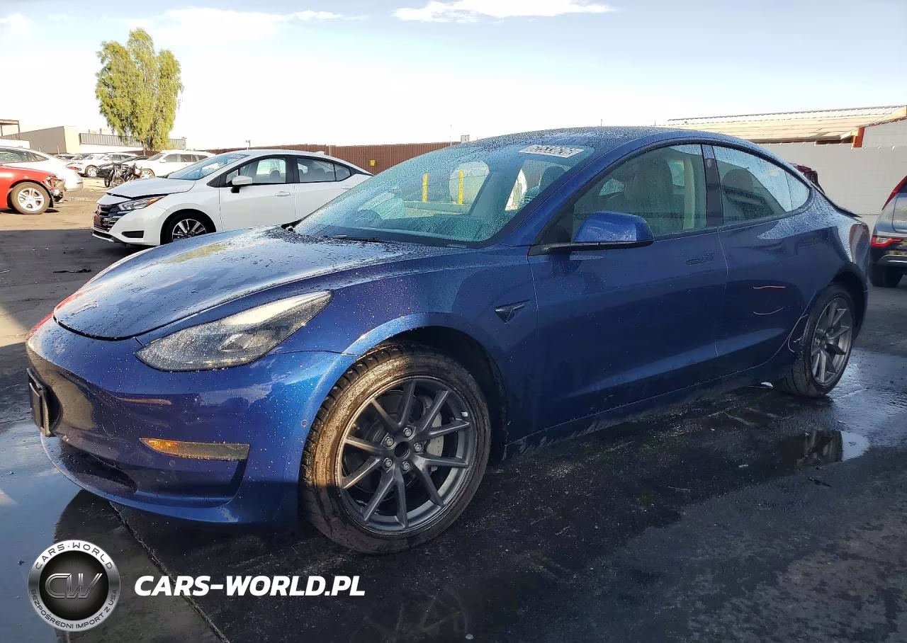 2022 Tesla Model 3 – zdjęcie 1 z 12