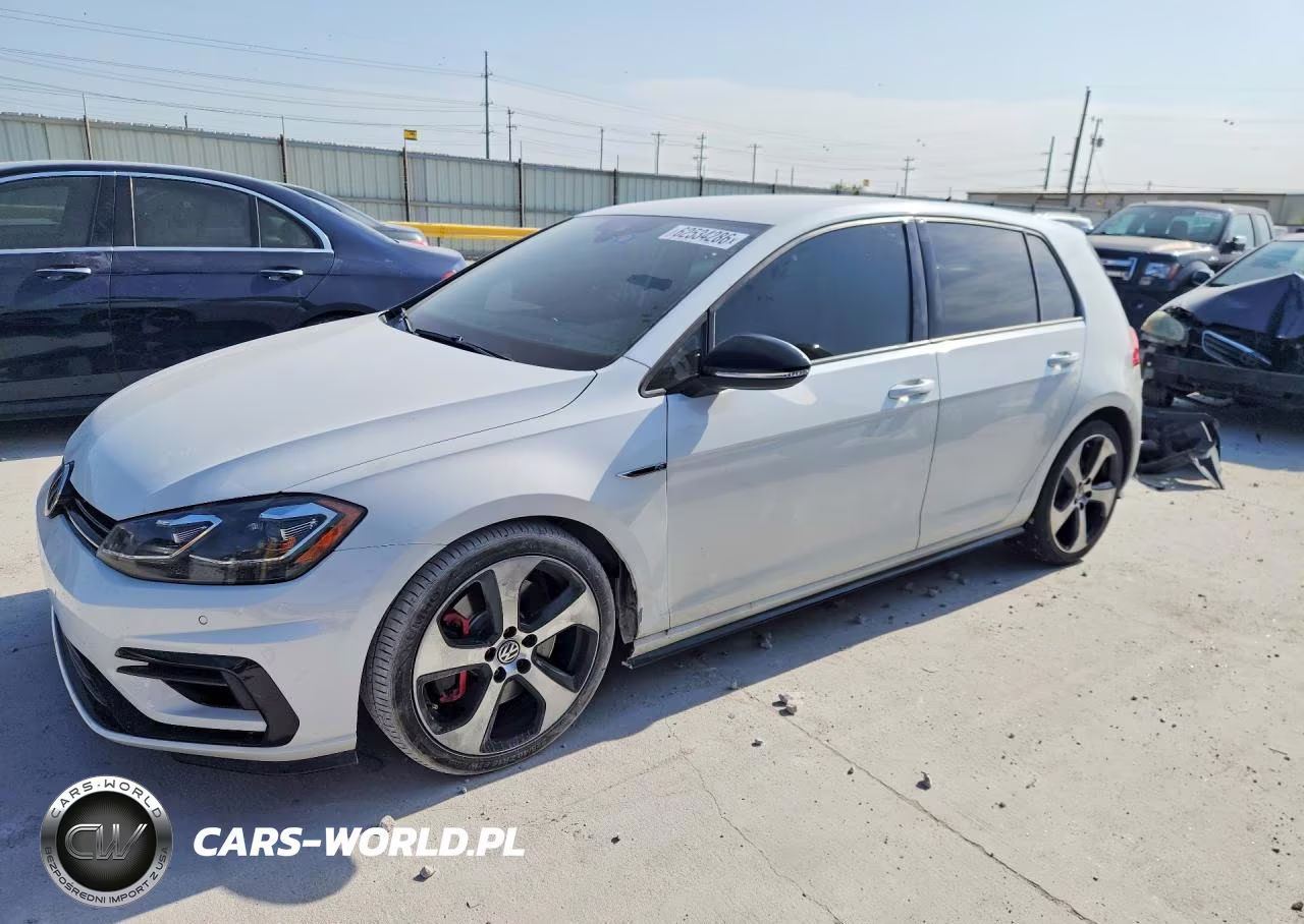 2019 Volkswagen Golf R