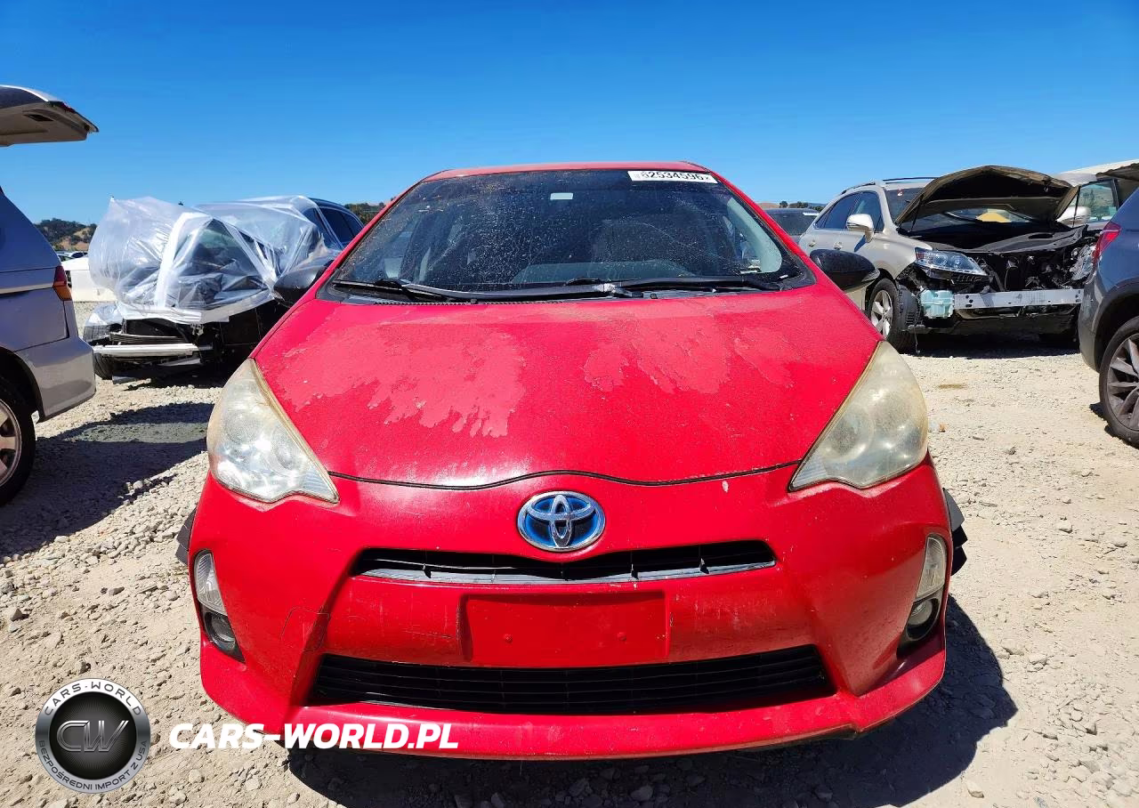 2012 Toyota Prius C Two VIN:JTDKDTB36C1006020 - 5