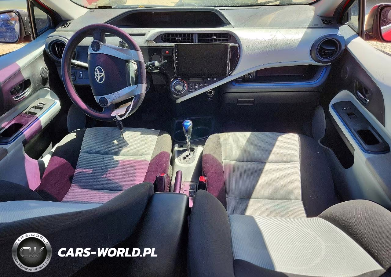 2012 Toyota Prius C Two VIN:JTDKDTB36C1006020 - 8