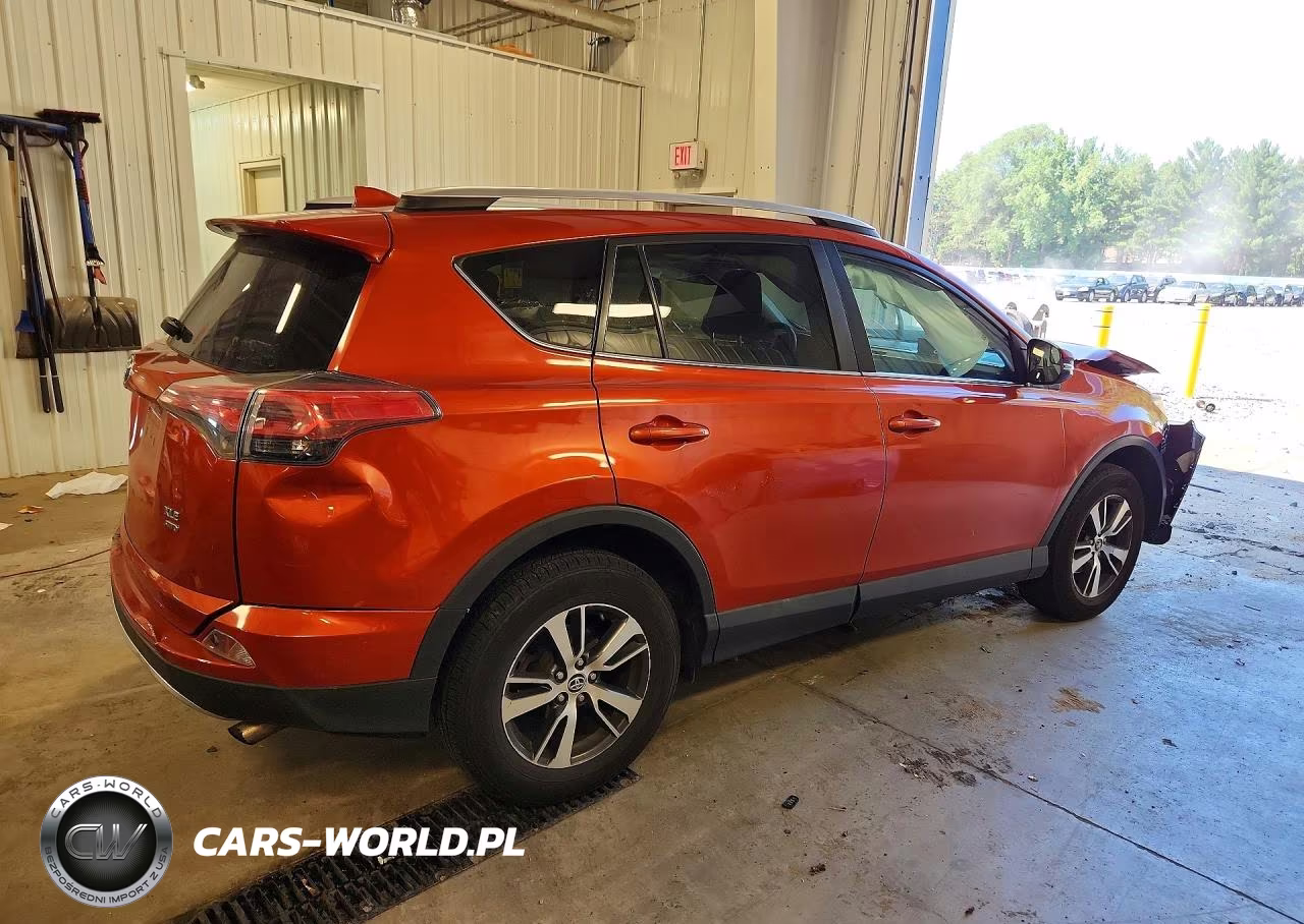 2016 Toyota Rav4 Xle VIN:2T3RFREV0GW432172 - 3
