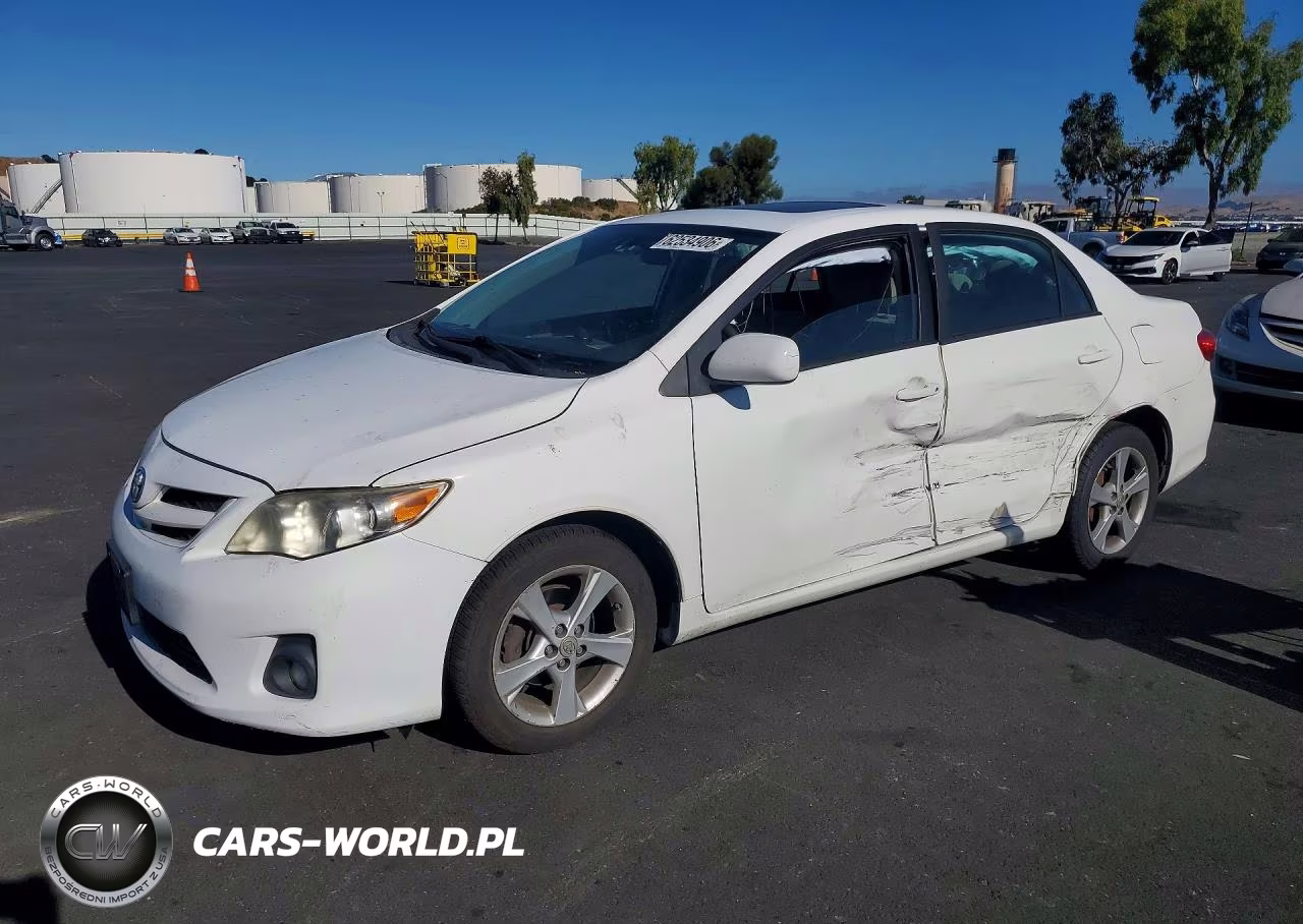2011 Toyota Corolla Le – zdjęcie 1 z 12