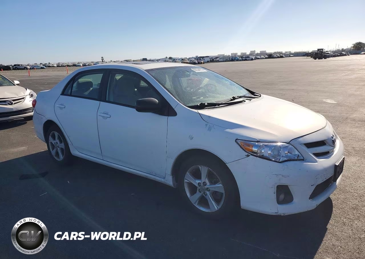 2011 Toyota Corolla Le VIN:2T1BU4EEXBC558973 - 4