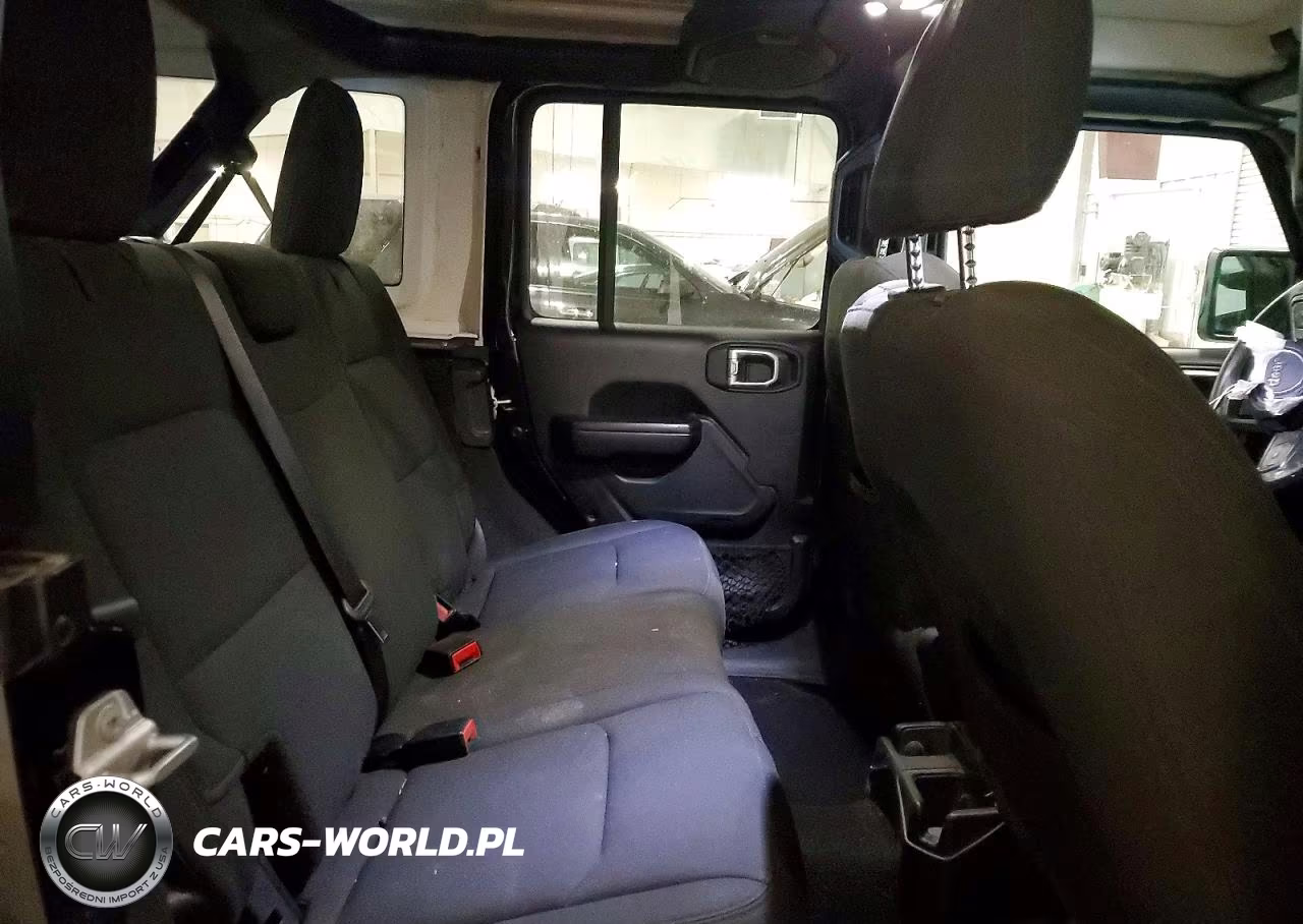 2020 Jeep Wrangler Unlimited Sport VIN:1C4HJXDG9LW247681 - 10