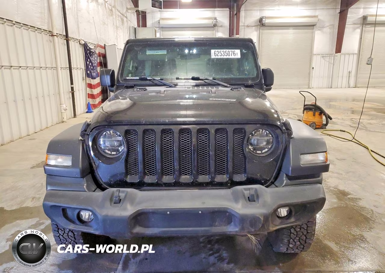 2020 Jeep Wrangler Unlimited Sport VIN:1C4HJXDG9LW247681 - 5