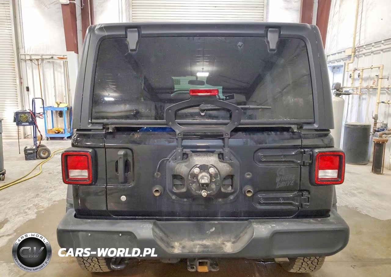 2020 Jeep Wrangler Unlimited Sport VIN:1C4HJXDG9LW247681 - 6