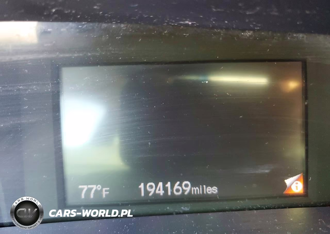 2013 Honda Civic Hybrid VIN:19XFB4F28DE201856 - 9