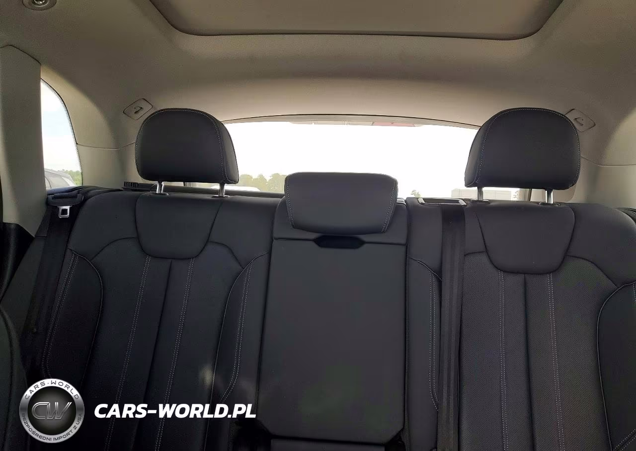 2021 Audi Q5 Premium Plus VIN:WA1BAAFY0M2029141 - 10