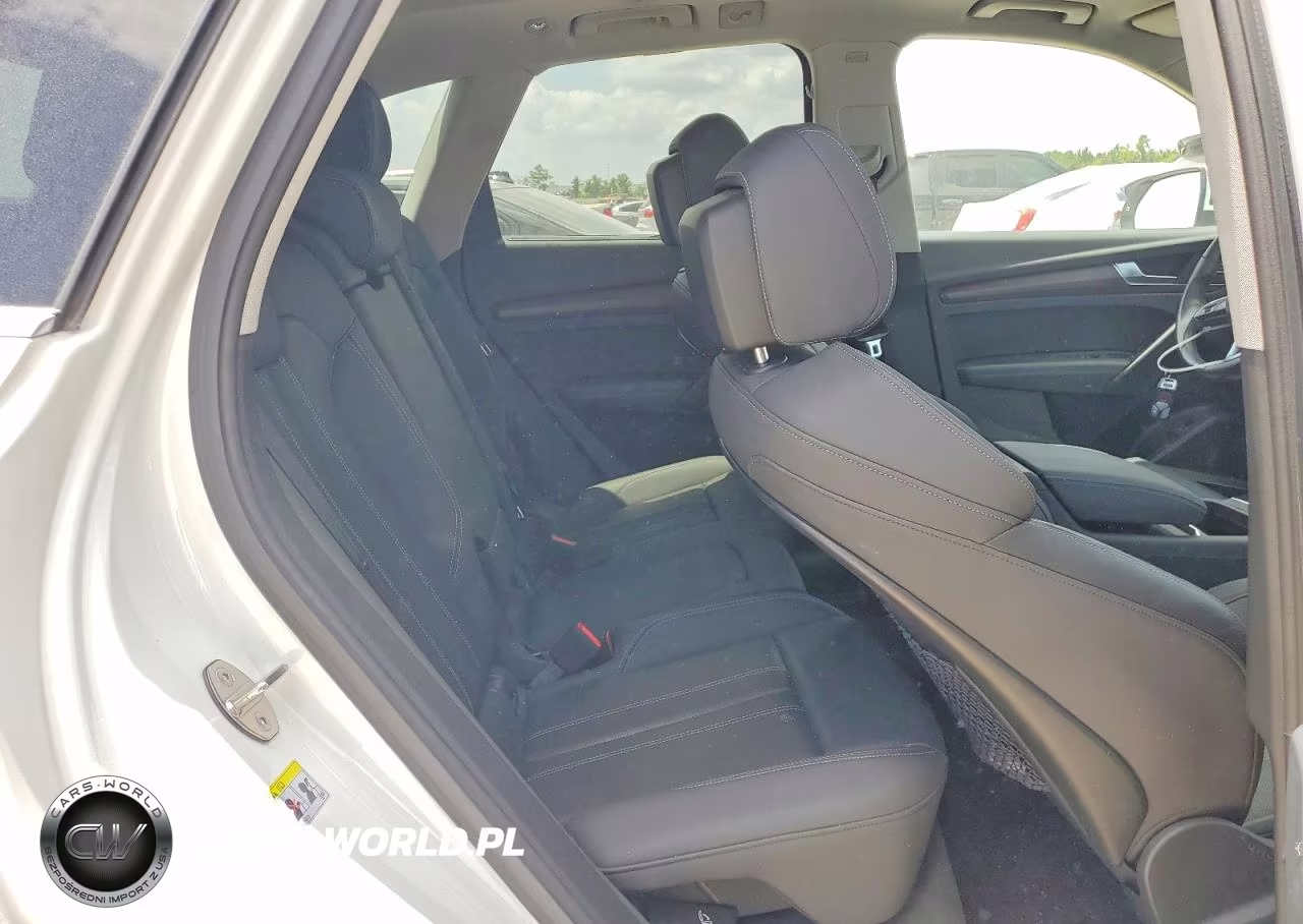 2021 Audi Q5 Premium Plus VIN:WA1BAAFY0M2029141 - 11