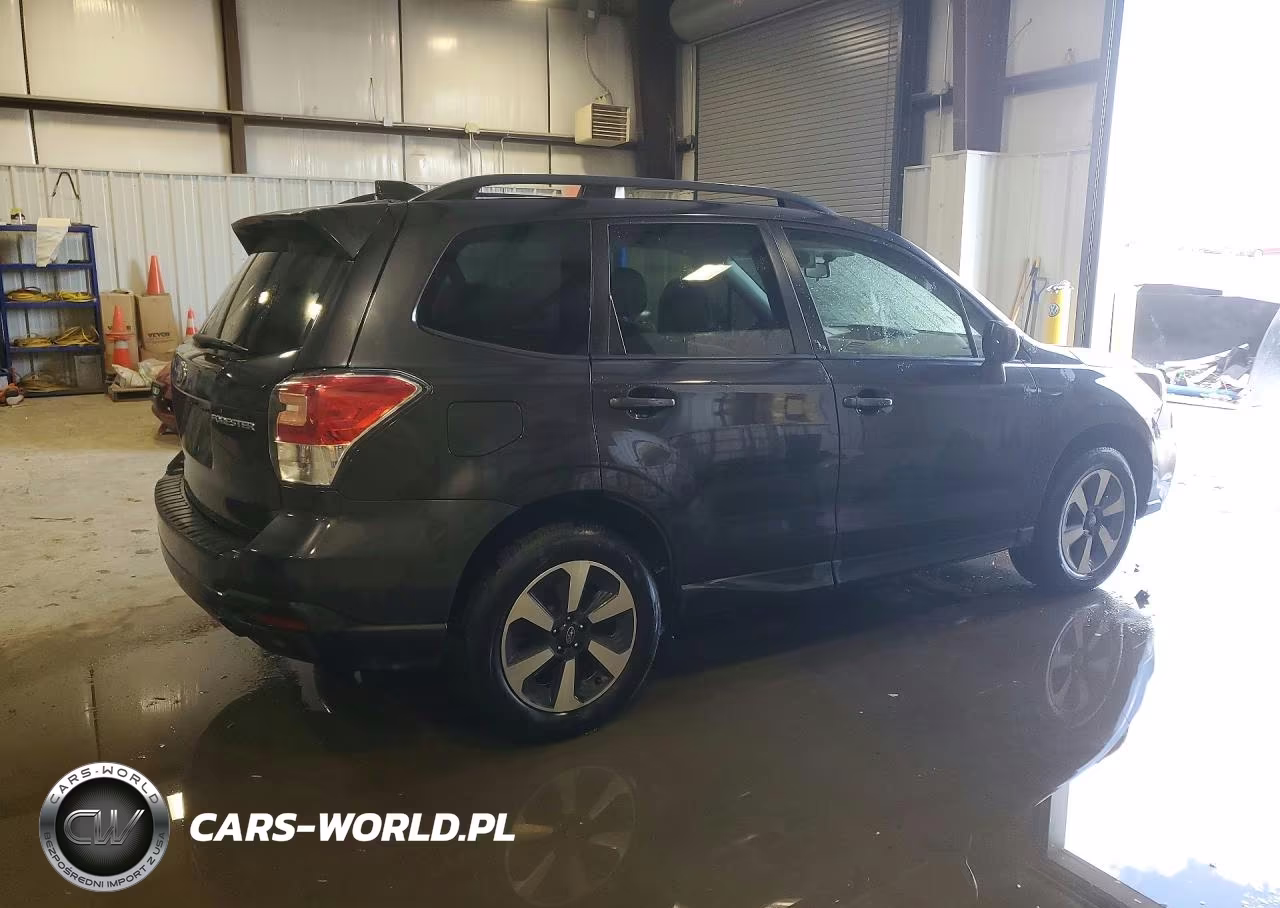 2018 Subaru Forester 2.5I Premium VIN:JF2SJAEC4JH430939 - 3