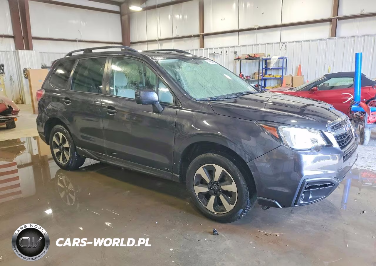 2018 Subaru Forester 2.5I Premium VIN:JF2SJAEC4JH430939 - 4