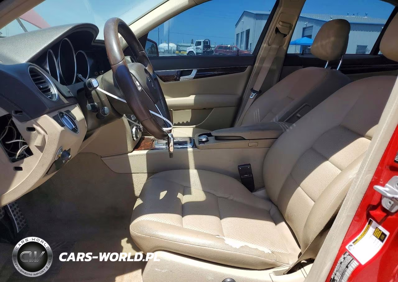 2014 Mercedes-Benz C 250 VIN:WDDGF4HB9EG242736 - 7