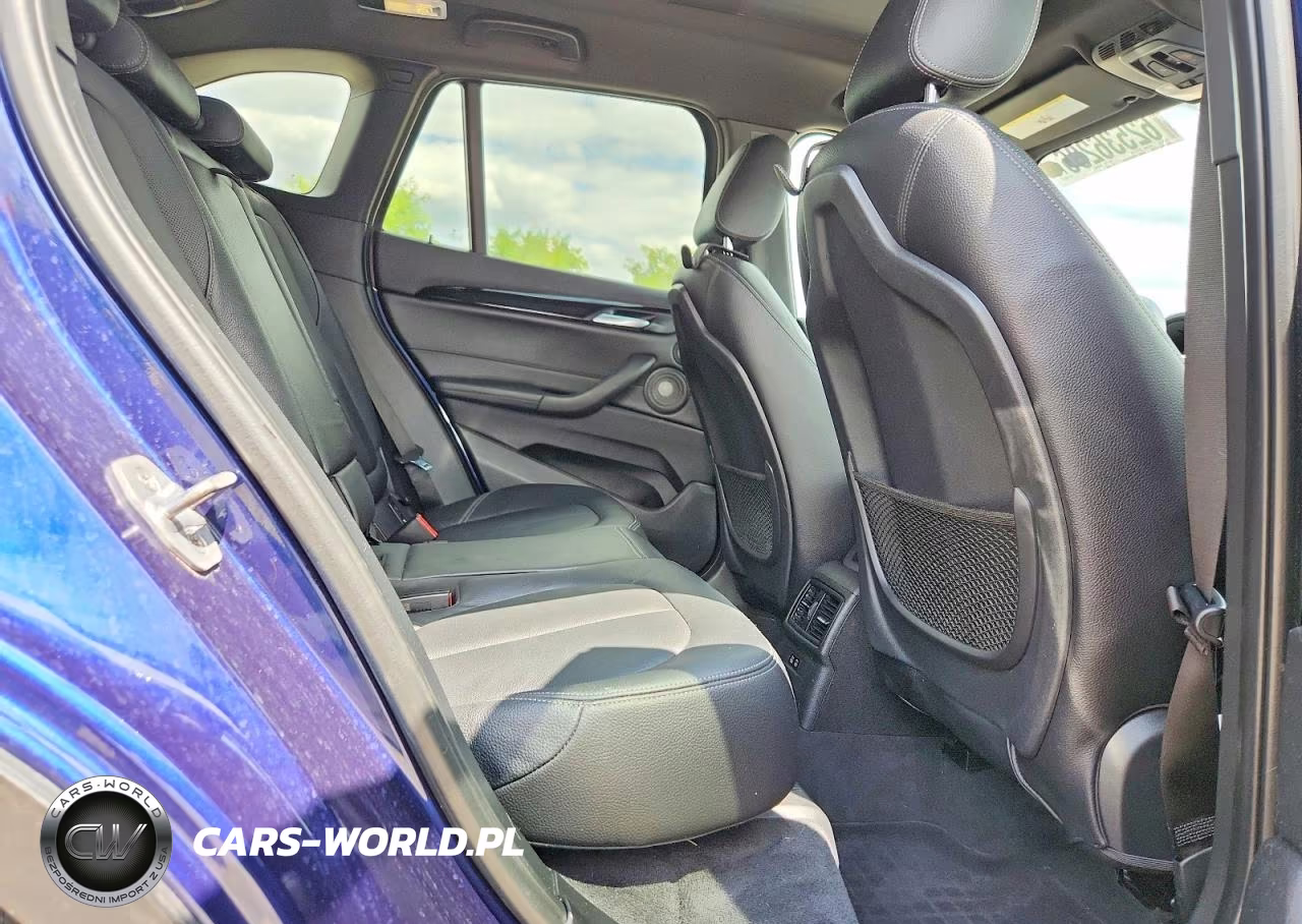 2018 BMW X1 Sdrive28I VIN:WBXHU7C39J3F04607 - 11