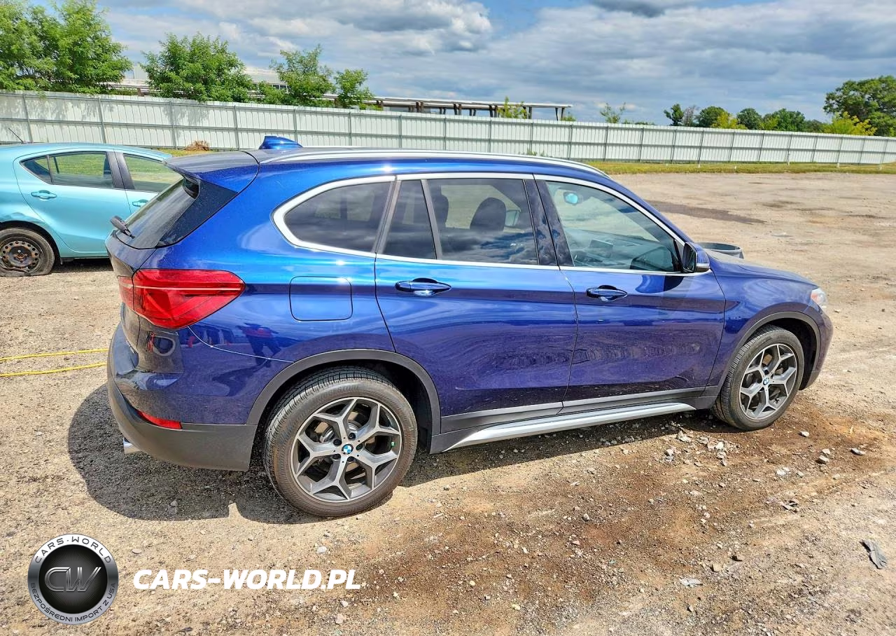 2018 BMW X1 Sdrive28I VIN:WBXHU7C39J3F04607 - 3
