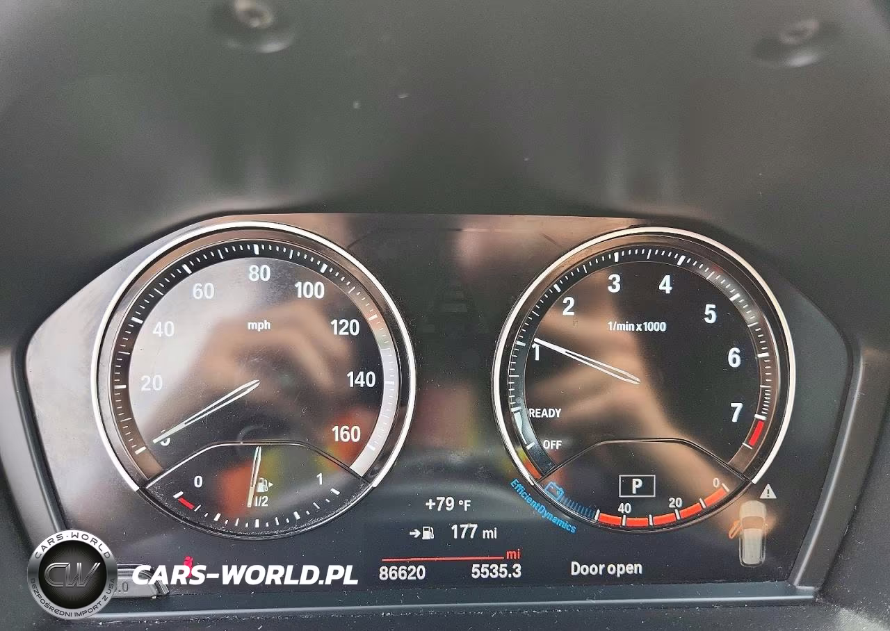 2018 BMW X1 Sdrive28I VIN:WBXHU7C39J3F04607 - 9