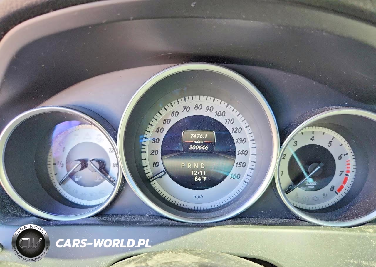 2014 Mercedes-Benz C 250 VIN:WDDGF4HB4EA921025 - 9