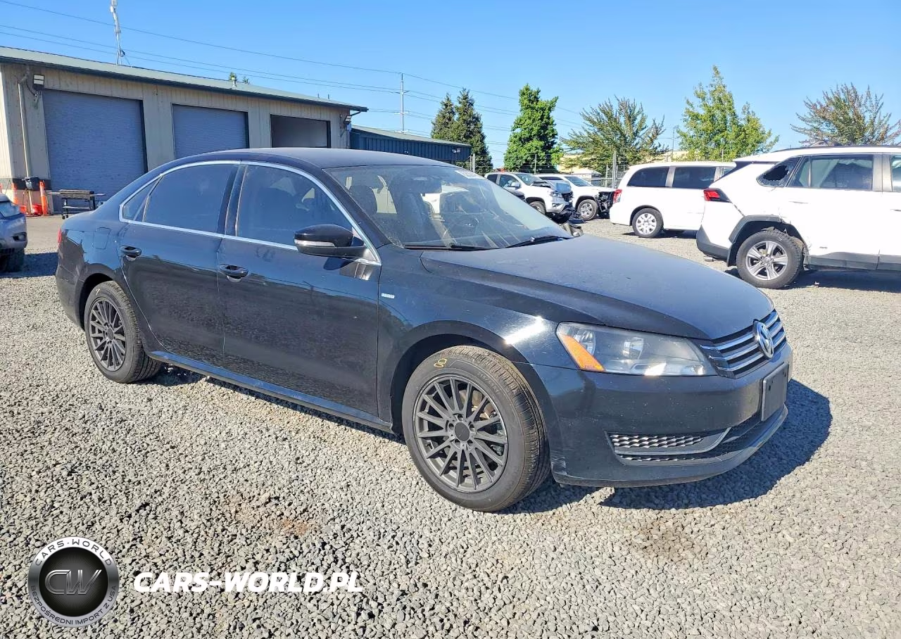 2014 Volkswagen Passat S VIN:1VWAT7A30EC040918 - 4