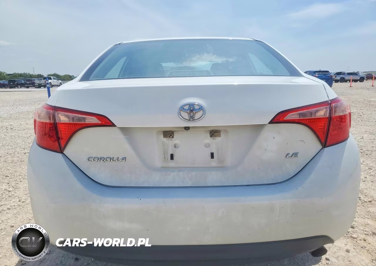 2019 Toyota Corolla Le VIN:5YFBURHE8KP904494 - 6