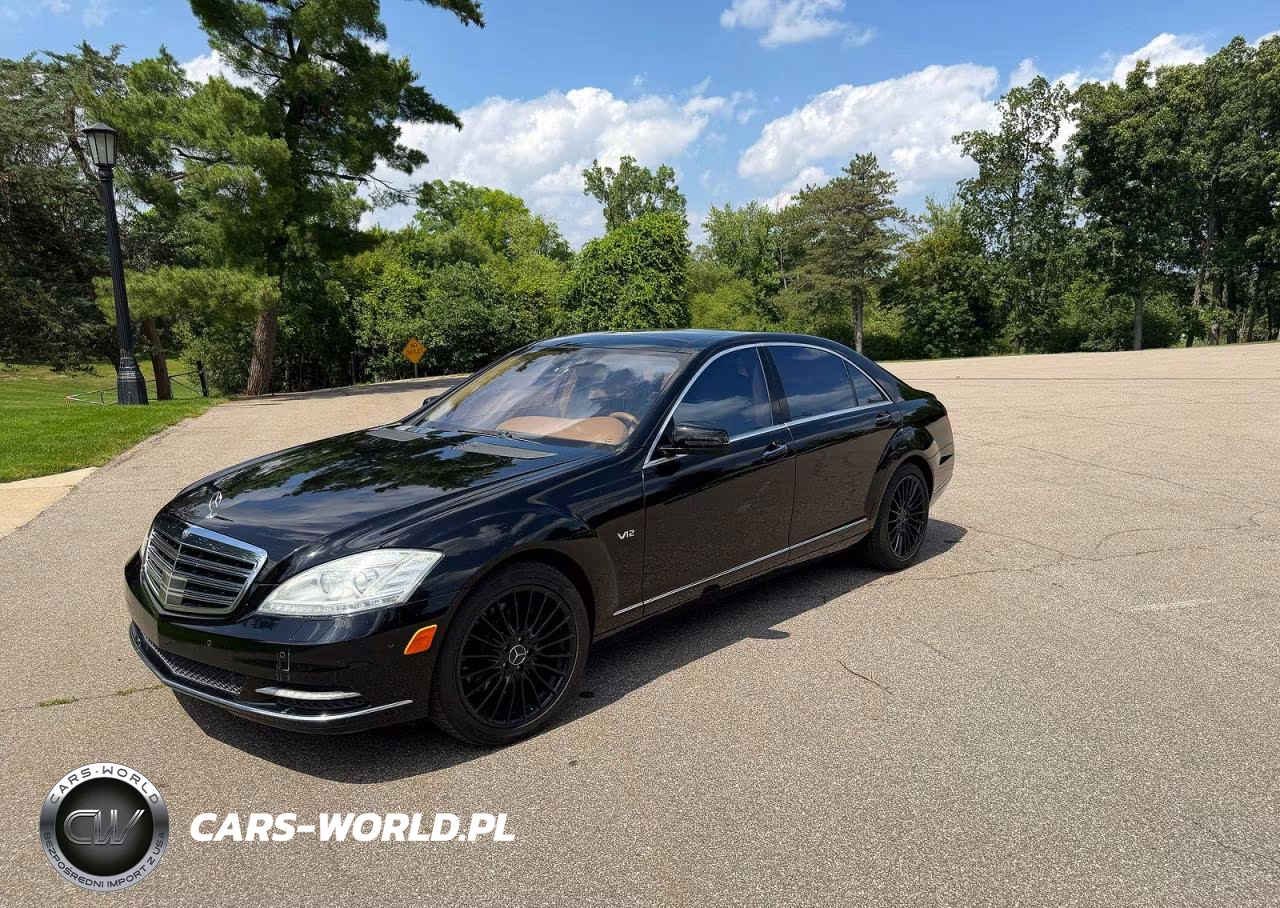 2010 Mercedes-Benz S 600 VIN:WDDNG7GB2AA353780 - 2