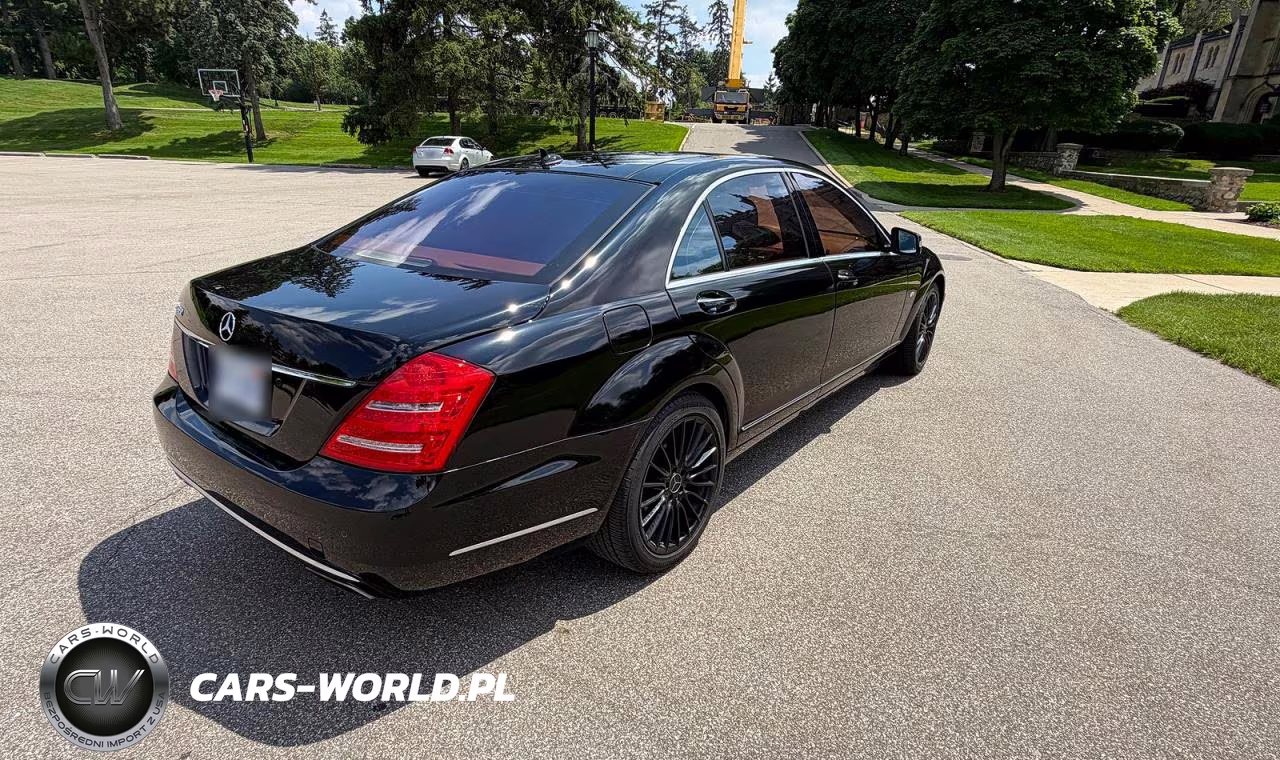 2010 Mercedes-Benz S 600 VIN:WDDNG7GB2AA353780 - 4