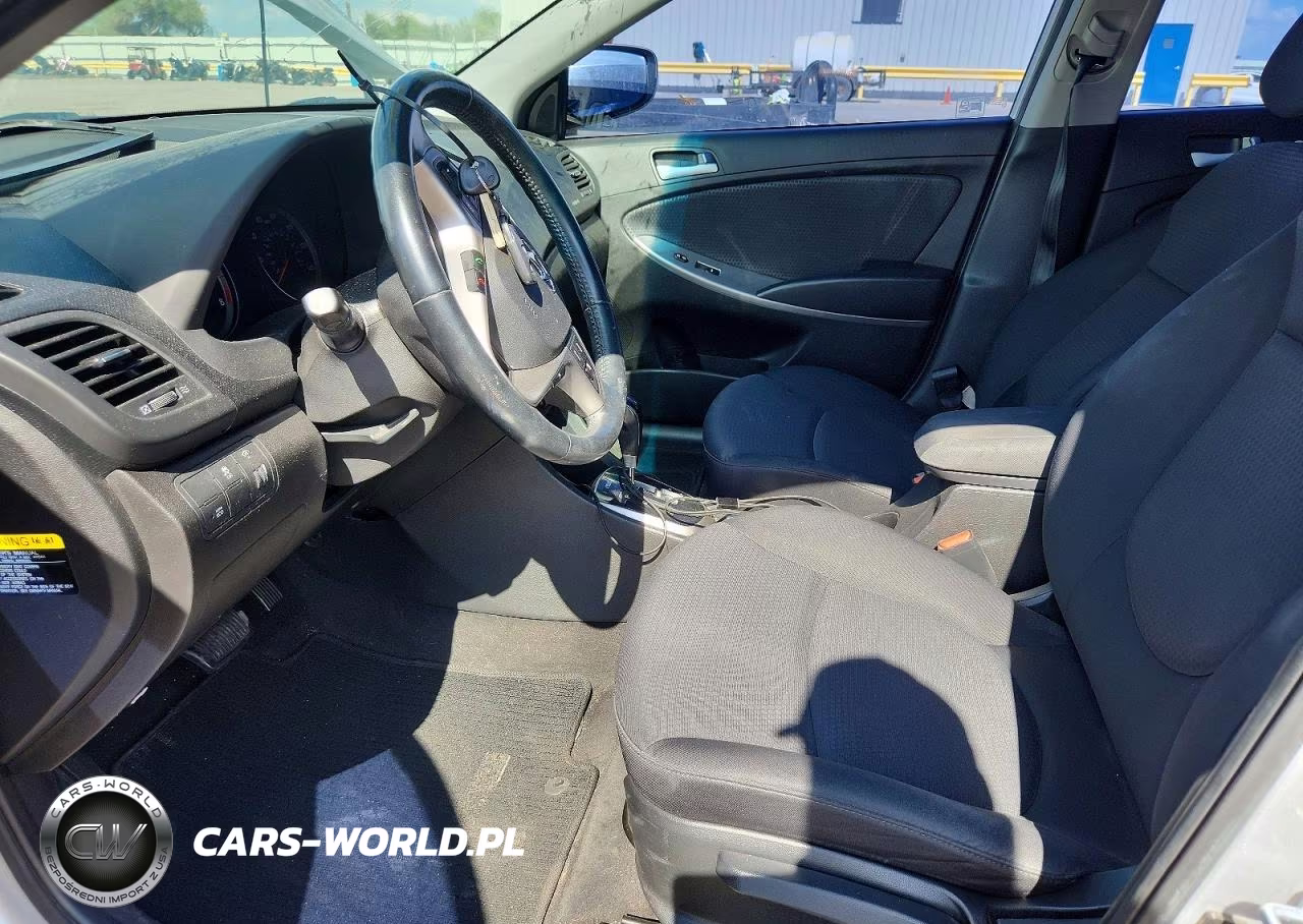 2017 Hyundai Accent Sport VIN:KMHCU5AE3HU351624 - 7