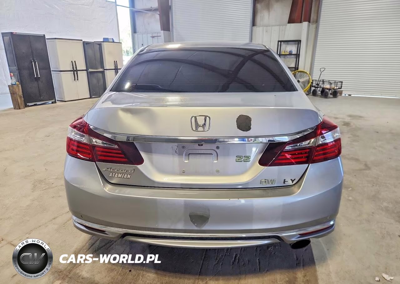 2017 Honda Accord VIN:1HGCR2F38HA251338 - 6