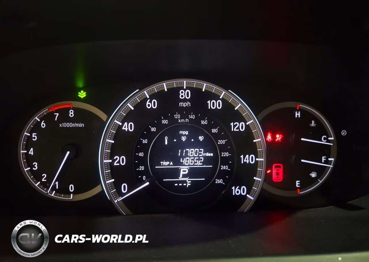 2017 Honda Accord VIN:1HGCR2F38HA251338 - 9