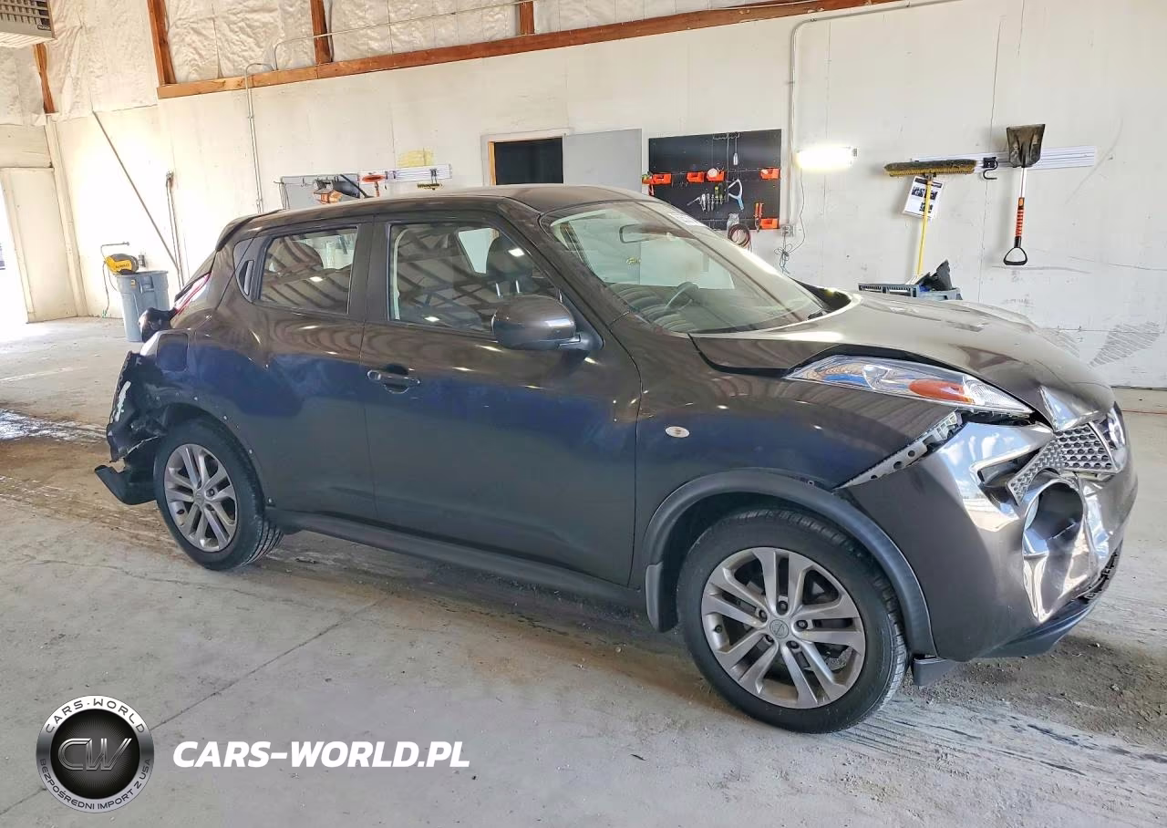 2013 Nissan Juke S VIN:JN8AF5MR5DT218064 - 4