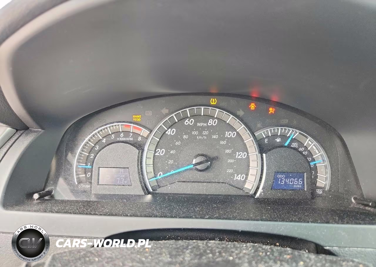 2014 Toyota Camry Se VIN:4T1BF1FK0EU824095 - 9