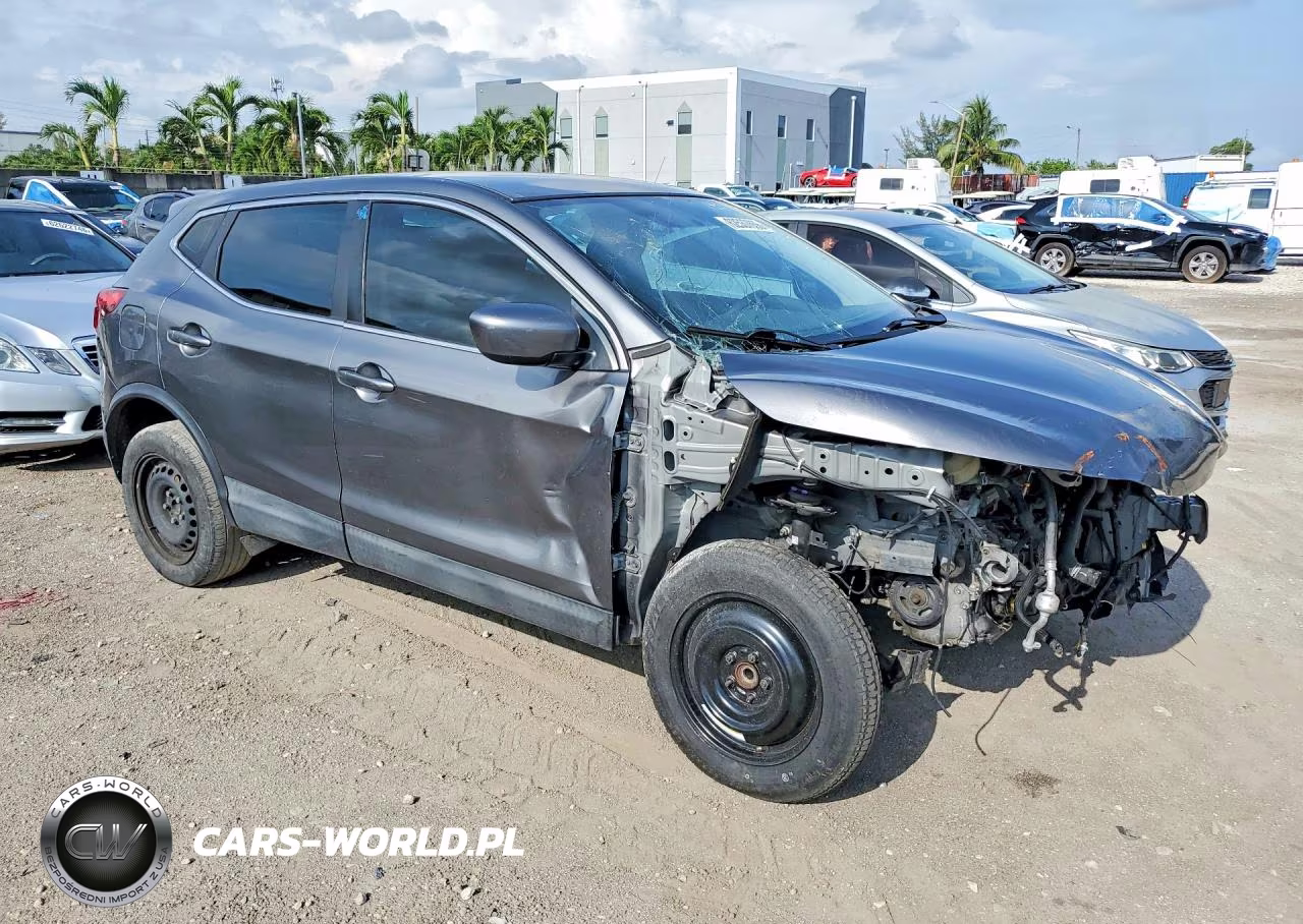 2019 Nissan Rogue Sport S VIN:JN1BJ1CP7KW241092 - 4