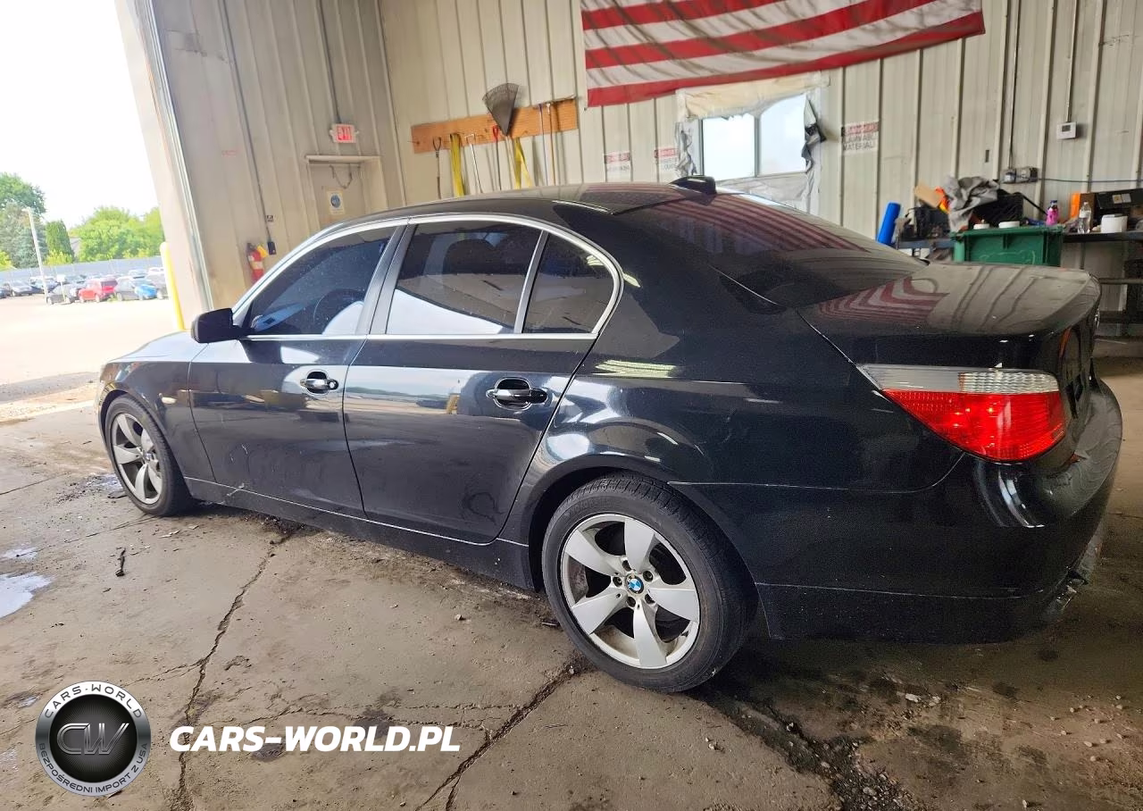 2007 BMW 530 Xi VIN:WBANF73537CY17974 - 2