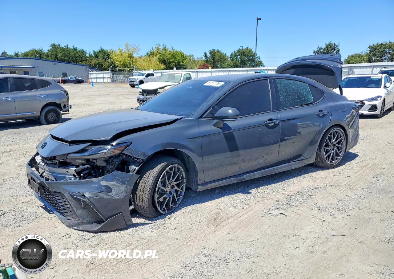 2025 Toyota Camry Se – zdjęcie 1 z 12