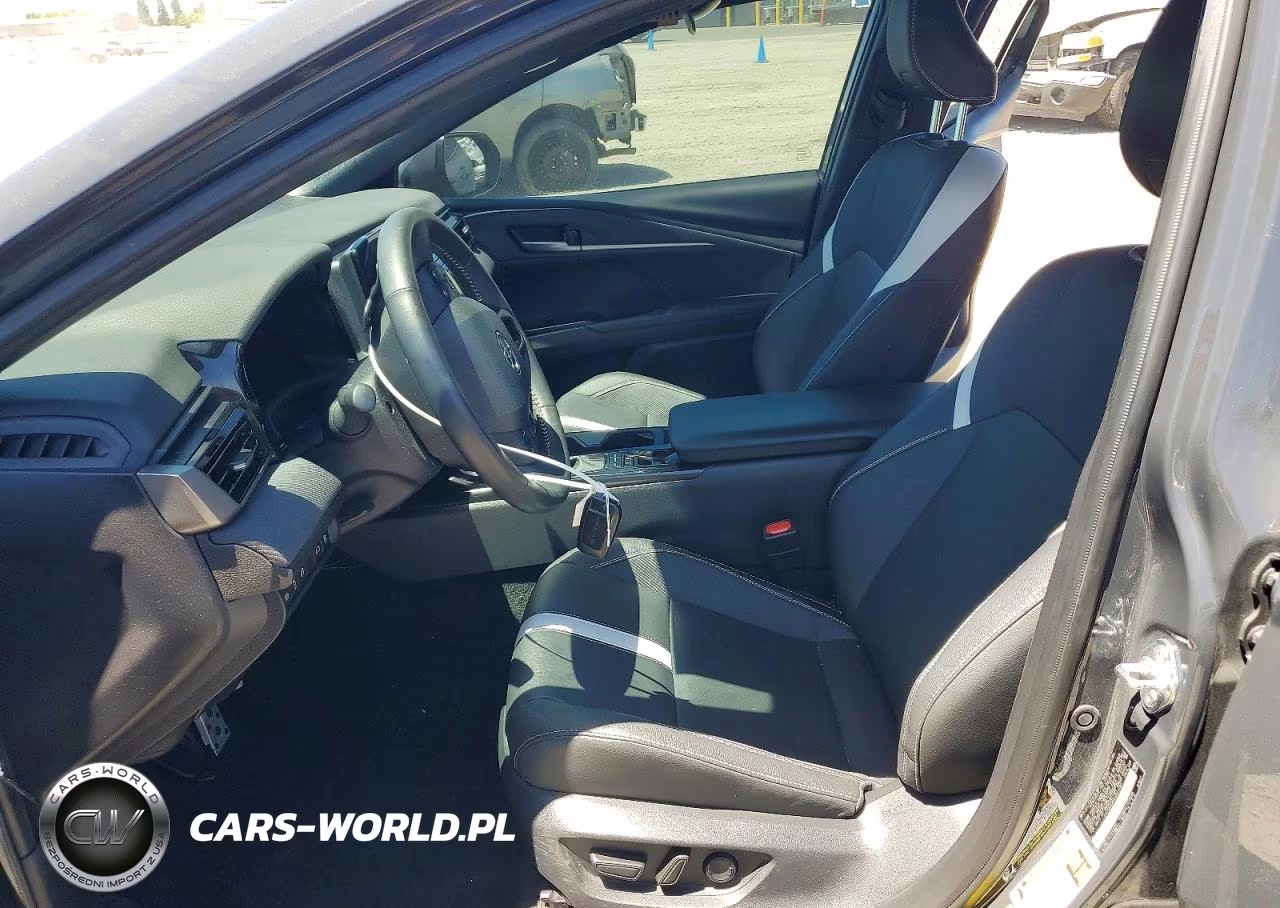2025 Toyota Camry Se VIN:4T1DAACK0SU614197 - 7