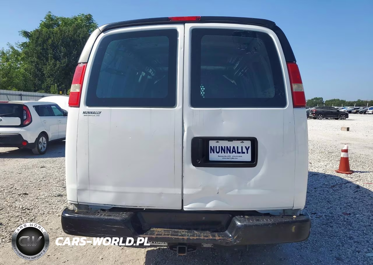 2015 Chevrolet Express G2500 VIN:1GCWGFFF8F1109653 - 6