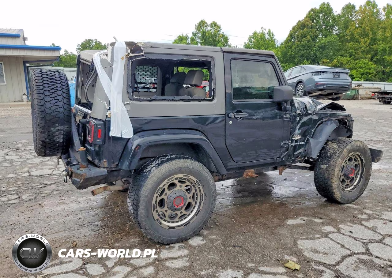 2008 Jeep Wrangler Sahara VIN:1J4FA54168L510607 - 3