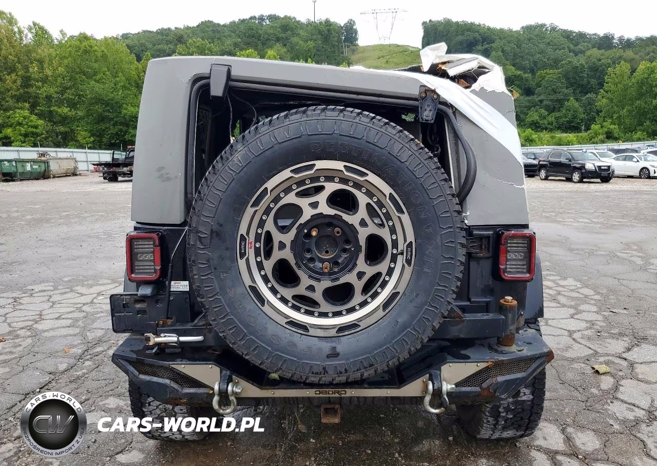 2008 Jeep Wrangler Sahara VIN:1J4FA54168L510607 - 6