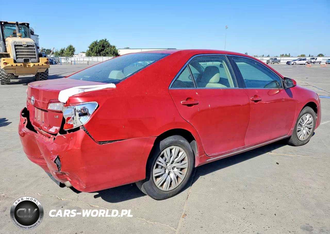 2012 Toyota Camry Le VIN:4T4BF1FK0CR263366 - 3