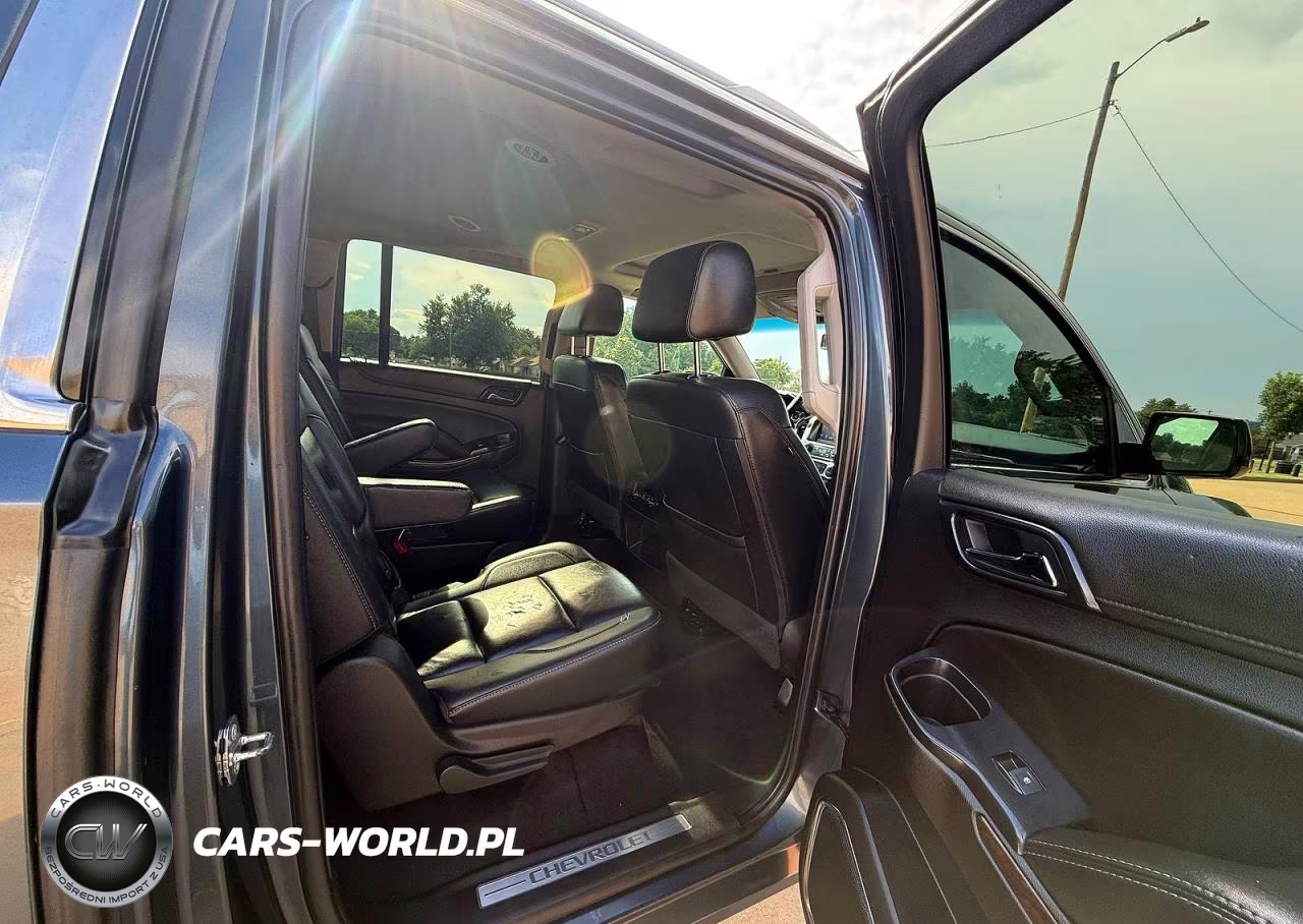 2019 Chevrolet Suburban K1500 Lt VIN:1GNSKHKC6KR275841 - 6