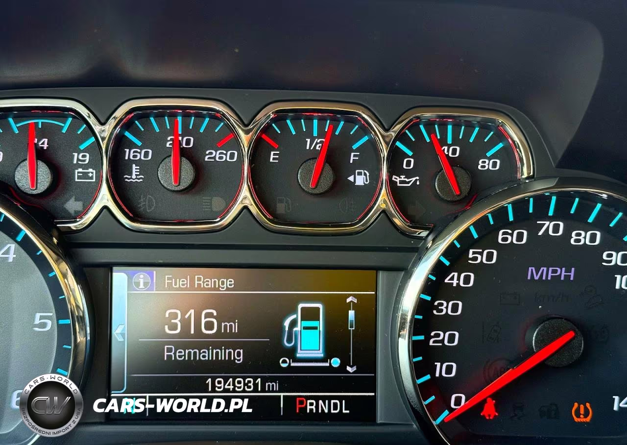 2019 Chevrolet Suburban K1500 Lt VIN:1GNSKHKC6KR275841 - 8