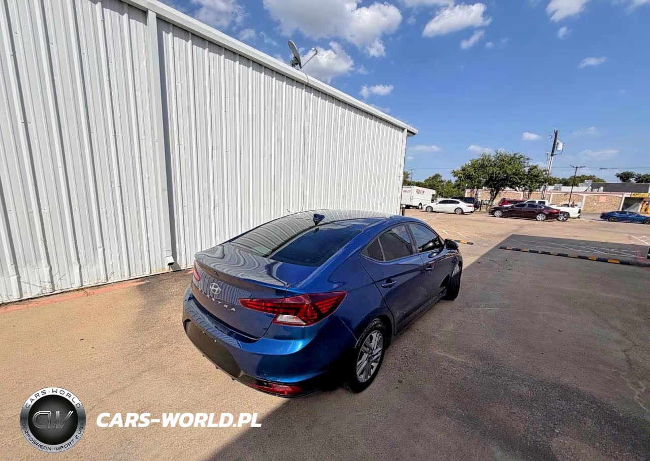 2020 Hyundai Elantra Sel VIN:5NPD84LF0LH535158 - 4